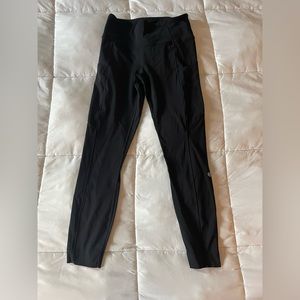 Lulu leggings. Size 6, black, like new condition.